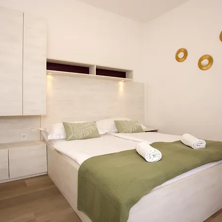 Апартаменты Niana With Heated Swimingpool *