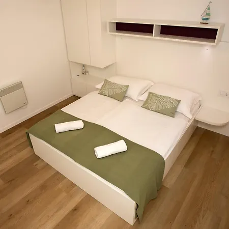 Апартаменты Niana With Heated Swimingpool *