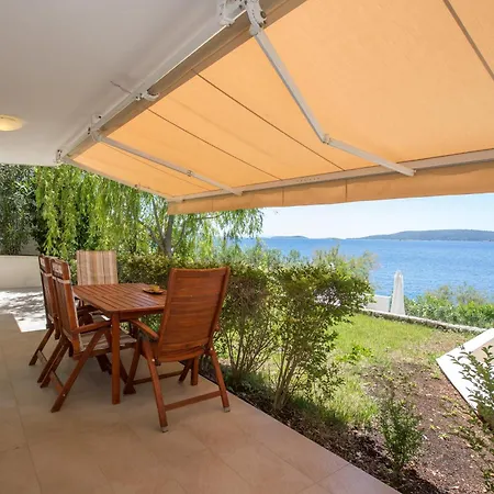 Daire Niana With Heated Swimingpool Donji Okrug (Ciovo)